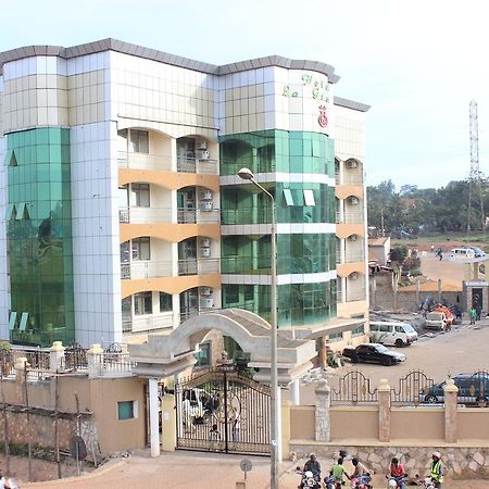 La Grande Hotel Kampala Ngoại thất bức ảnh