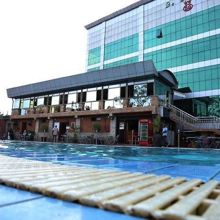 La Grande Hotel Kampala Ngoại thất bức ảnh
